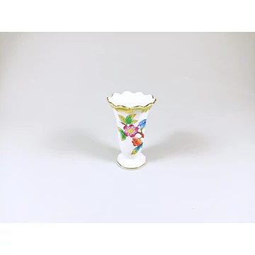 HEREND, QUEEN VICTORIA (VBO) MINIATURE VASE 2.4", HANDPAINTED PORCELAIN ! (B114) HEREND, QUEEN VICTORIA (VBO) MINIATURE VASE 2.4", HANDPAINTED PORCELAIN ! (B114)