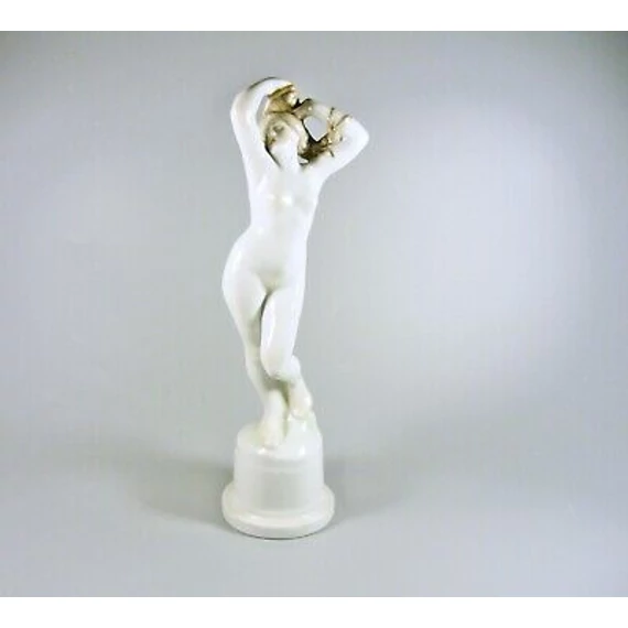 HEREND, NUDE LADY BY GYÖRGY NEMES 10", ARTIST SIGNED PORCELAIN FIGURINE (B084)