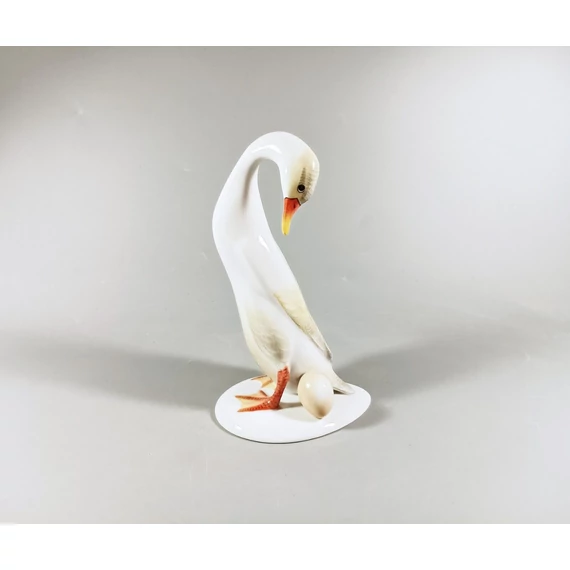 HEREND, GOOSE WITH AN EGG, FIRST EGG 7", HANDPAINTED PORCELAIN FIGURINE (B121)