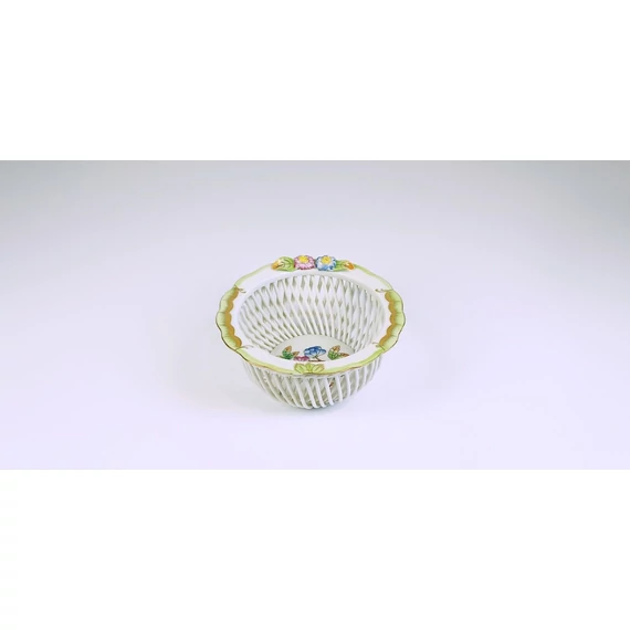 HEREND, VICTORIA (VBO) OPEN WEAVE BASKET, FLOWERS, HANDPAINTED PORCELAIN (B160)