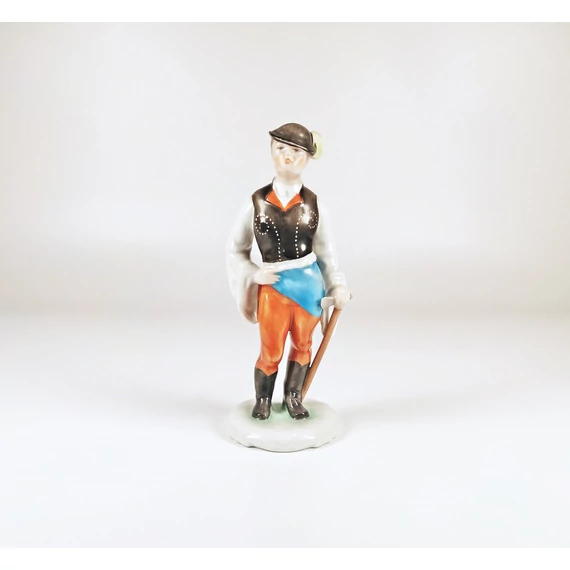 HEREND, WANDERER FOLKLORE BOY WITH AXE, HANDPAINTED PORCELAIN FIGURINE ! (I095)