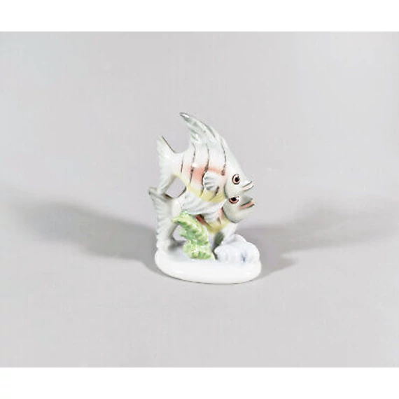 HEREND, A PAIR OF SAIL FISH, HANDPAINTED PORCELAIN FIGURINE ! (I215)