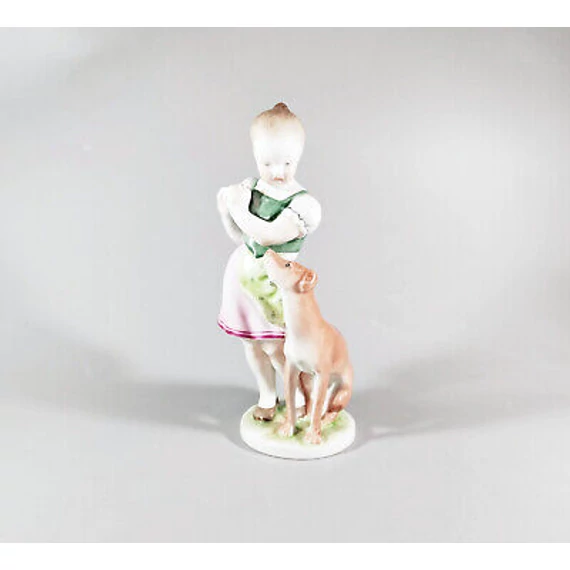 HEREND, "LITTLE JEALOUS" GIRL WITH DOG, HANDPAINTED PORCELAIN FIGURINE ! (I216)